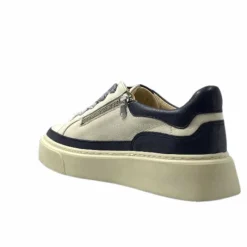 Sport Chic|Baskets<Softwaves Baskets 8.80.01/03 Cuir Crème & Marine
