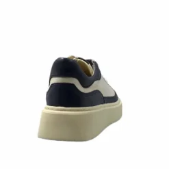 Sport Chic|Baskets<Softwaves Baskets 8.80.01/03 Cuir Crème & Marine