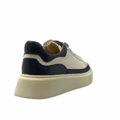 Sport Chic|Baskets<Softwaves Baskets 8.80.01/03 Cuir Crème & Marine
